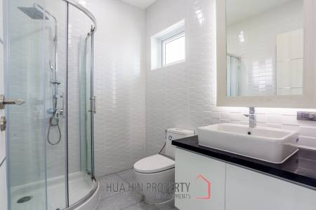7 Bedroom Pool Villas For Sale