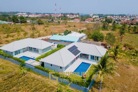 7 Schlafzimmer Pool Villen