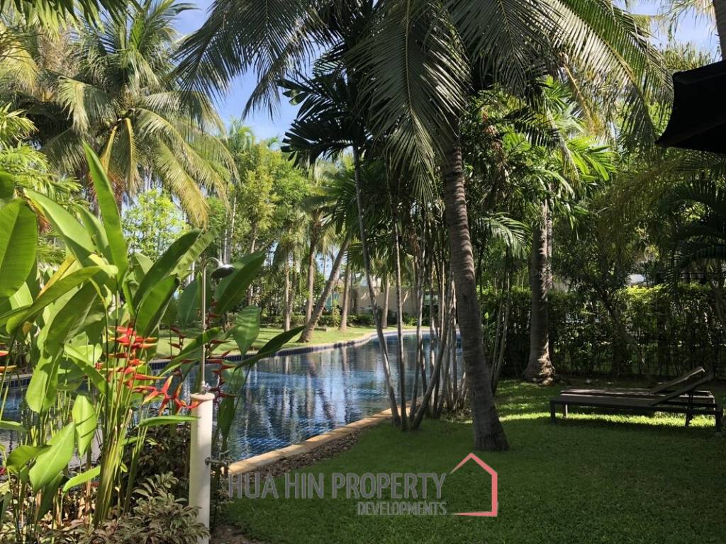 Luxurious 4 Bedroom 2 Storey Villa On Private Residence