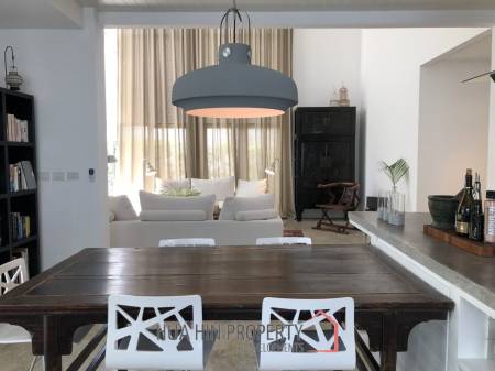 Luxurious 4 Bedroom 2 Storey Villa On Private Residence