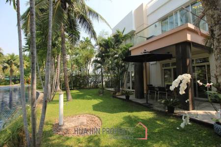 Luxurious 4 Bedroom 2 Storey Villa On Private Residence
