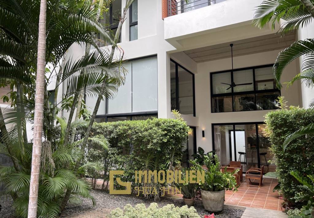 CASADAENG: 3 Bedroom Condo Near the Beach