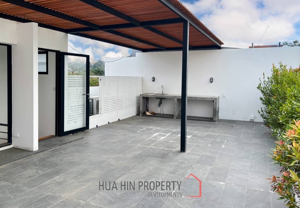 CASADAENG: 3 Bedroom Condo Near the Beach