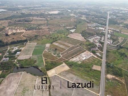 Земельные участки 6,400 кв.м. 