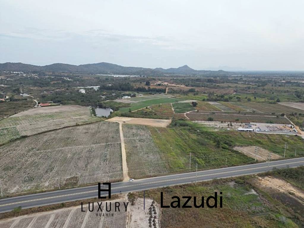 Земельные участки 6,400 кв.м. 