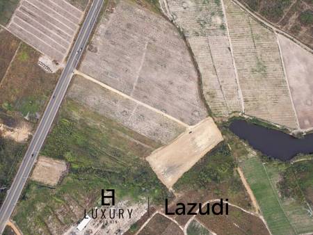 Земельные участки 6,400 кв.м. 