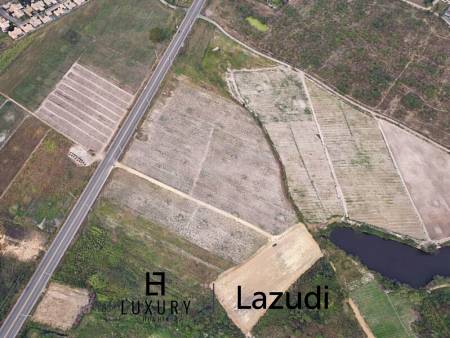 Земельные участки 6,400 кв.м. 