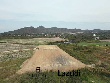 Земельные участки 6,400 кв.м. 