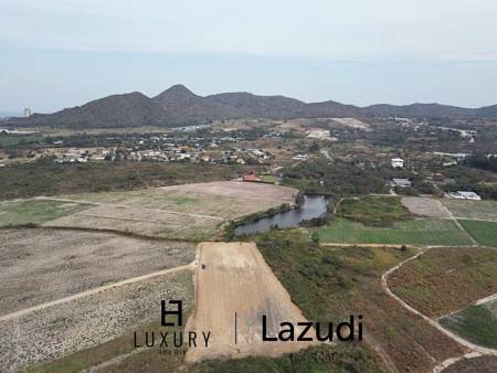 Земельные участки 6,400 кв.м. 