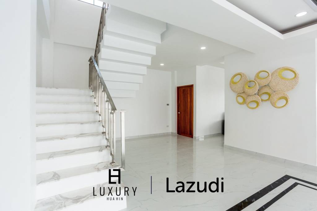 720 Sqm 5 Bed House For Sale