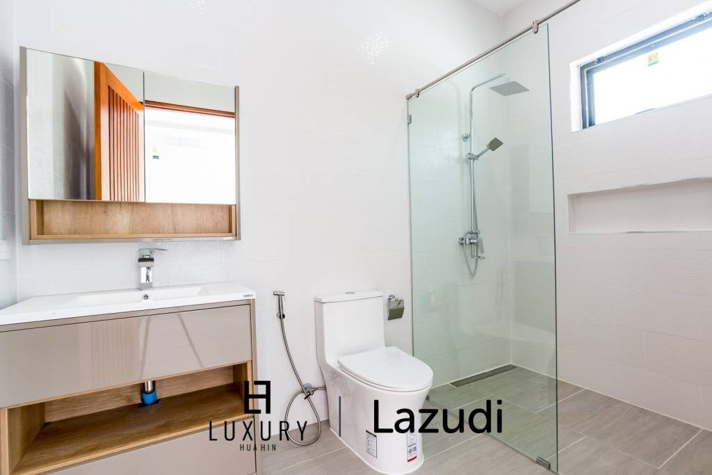 720 Sqm 5 Bed House For Sale