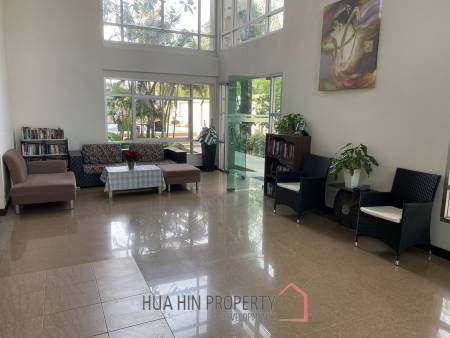 Flame Tree : 1 Bedroom Condo