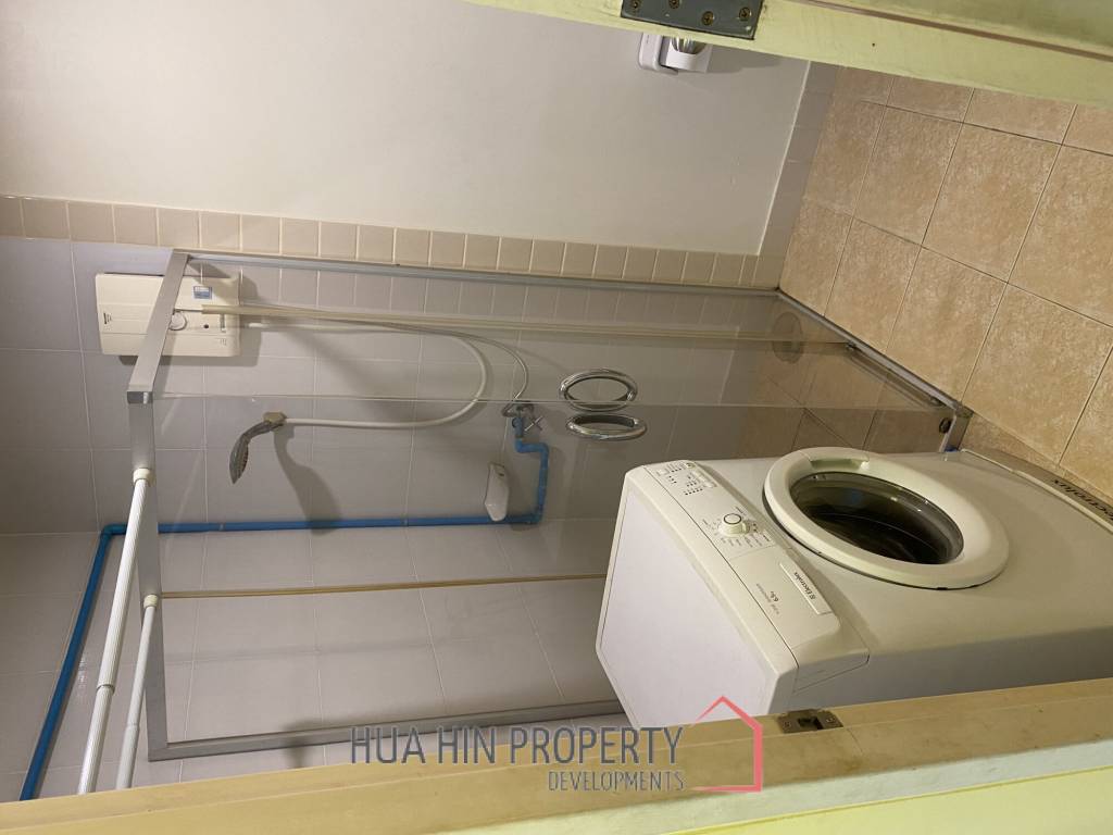 Flame Tree : 1 Bedroom Condo