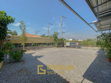 5 Bedroom Thai Style Modern Pool Villa For Sale