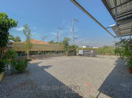 5 Bedroom Thai Style Modern Pool Villa For Sale