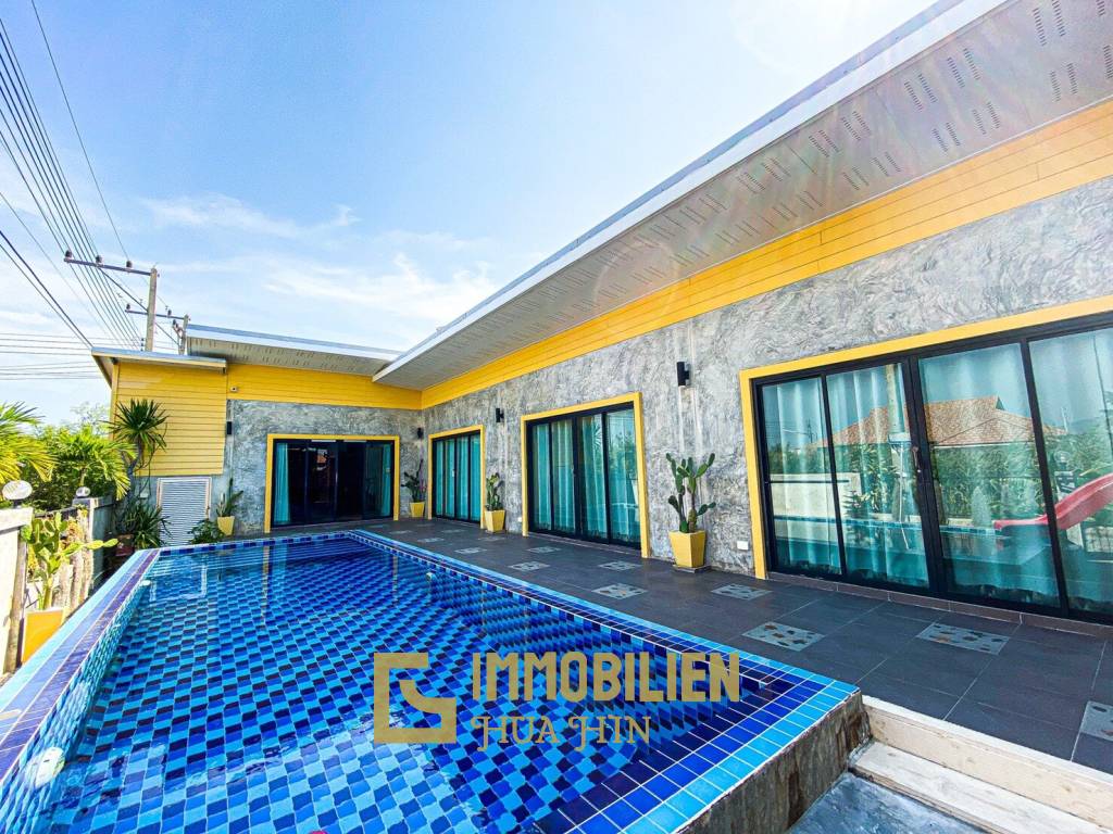 5 Bedroom Thai Style Modern Pool Villa For Sale