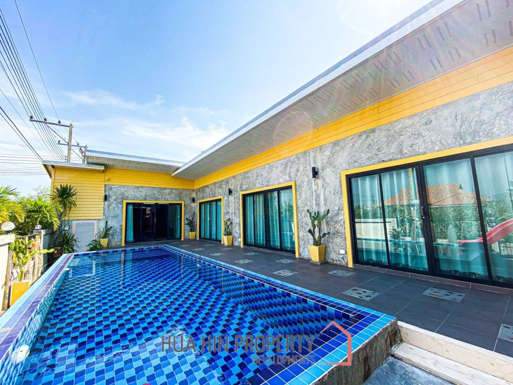 5 Bedroom Thai Style Modern Pool Villa For Sale