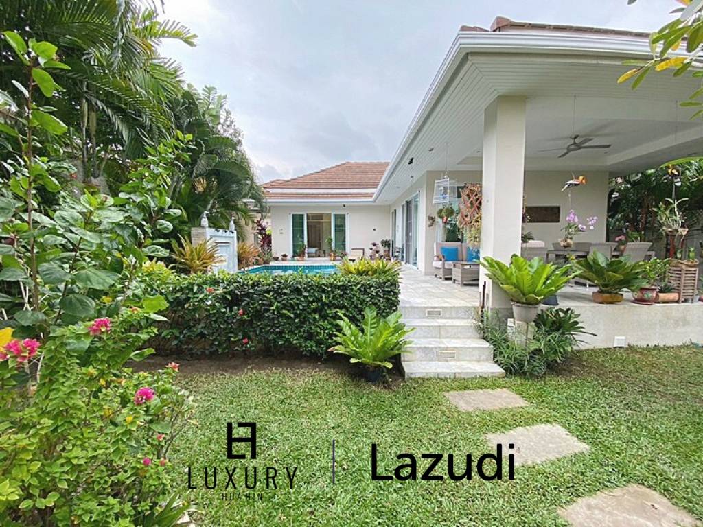 Woodlands: Gepflegte Pool Villa mit 3 Schlafzimmern und 2 Bädern