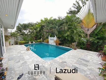 Woodlands: Gepflegte Pool Villa mit 3 Schlafzimmern und 2 Bädern