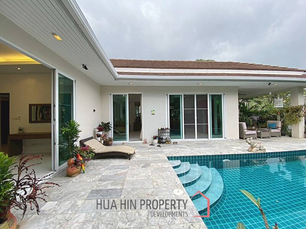 Lovely 3 Bed 2 Bath Pool Villa For Sale at Woodlands
