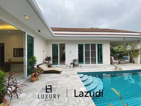 Woodlands: Gepflegte Pool Villa mit 3 Schlafzimmern und 2 Bädern