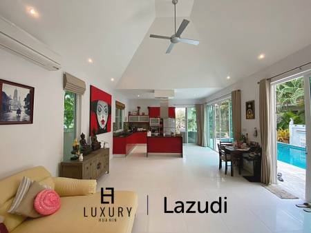 Woodlands: Gepflegte Pool Villa mit 3 Schlafzimmern und 2 Bädern