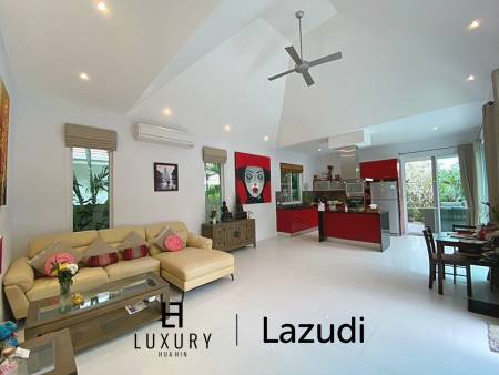 Woodlands: Gepflegte Pool Villa mit 3 Schlafzimmern und 2 Bädern