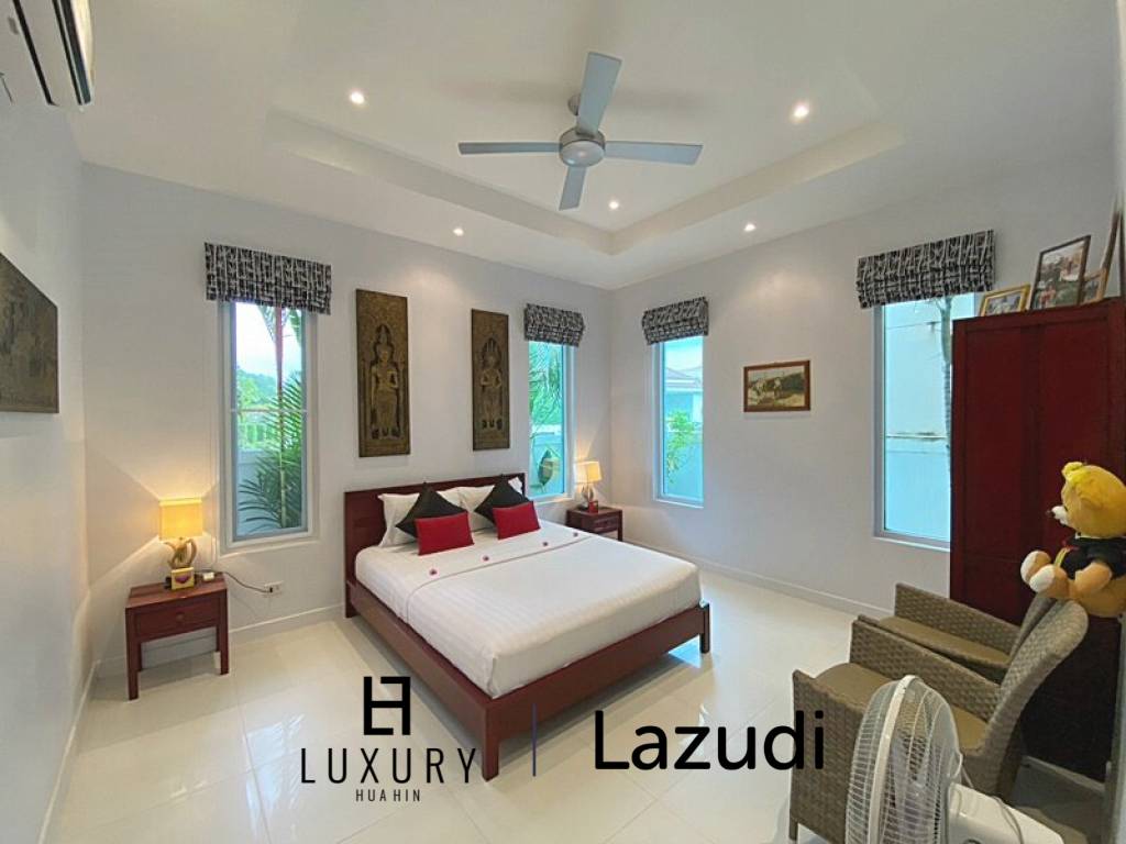 Woodlands: Gepflegte Pool Villa mit 3 Schlafzimmern und 2 Bädern