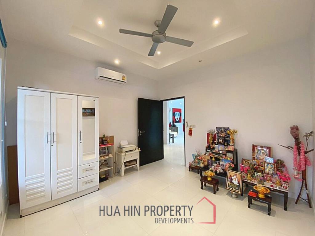 Lovely 3 Bed 2 Bath Pool Villa For Sale at Woodlands
