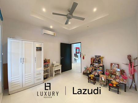 Woodlands: Gepflegte Pool Villa mit 3 Schlafzimmern und 2 Bädern