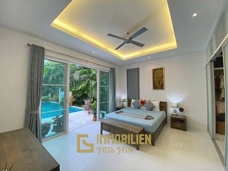 Woodlands: Gepflegte Pool Villa mit 3 Schlafzimmern und 2 Bädern