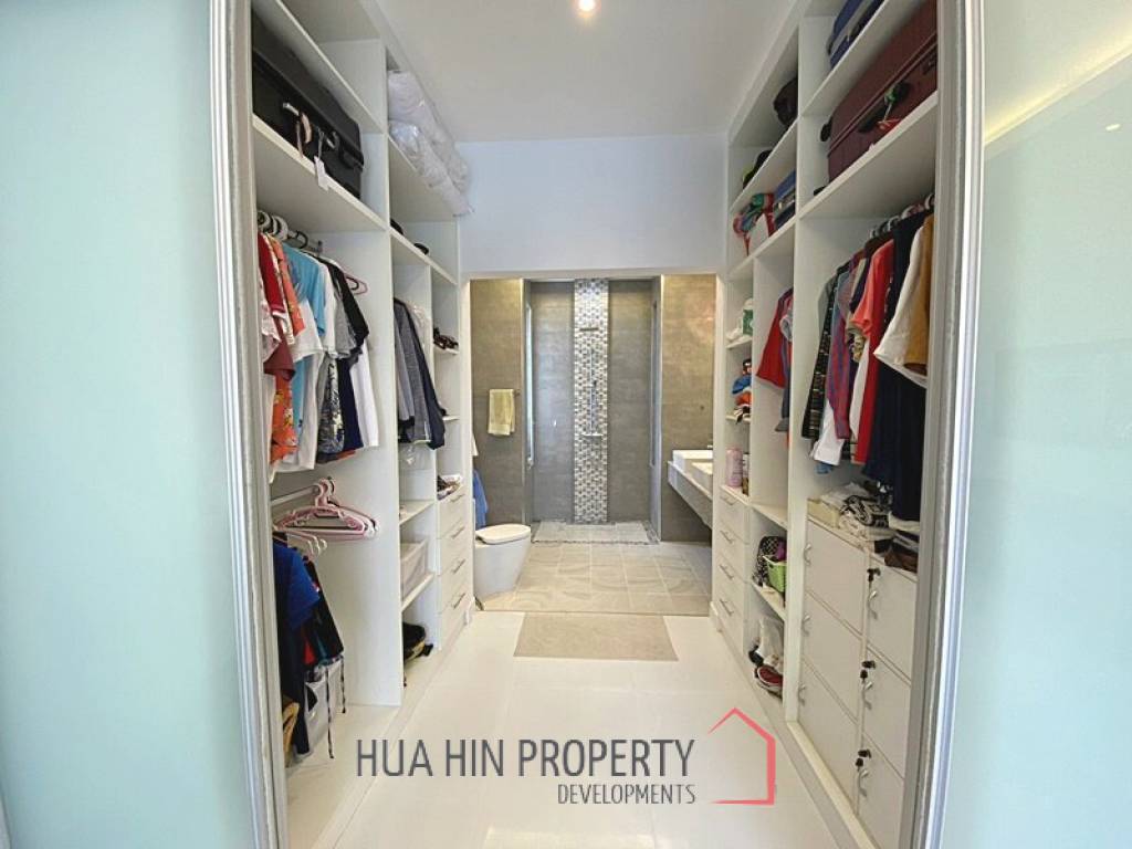 Lovely 3 Bed 2 Bath Pool Villa For Sale at Woodlands