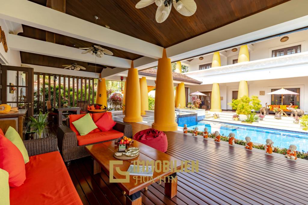 Bali Style Villa On Big Plot In Great Location!