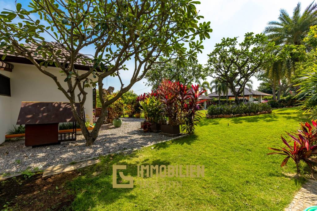 Bali Style Villa On Big Plot In Great Location!