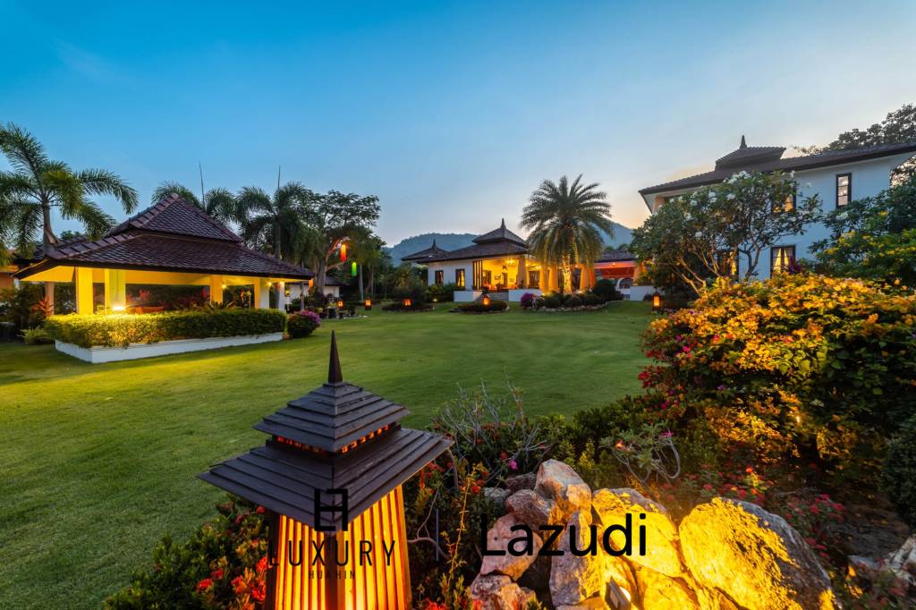 Bali Style Villa auf einem großen Grundstück in toller Lage!