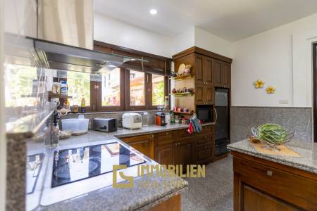 Bali Style Villa On Big Plot In Great Location!