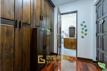 Bali Style Villa On Big Plot In Great Location!
