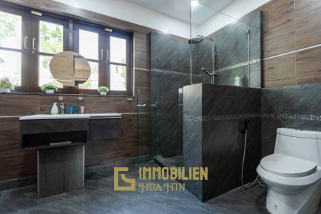 Bali Style Villa On Big Plot In Great Location!