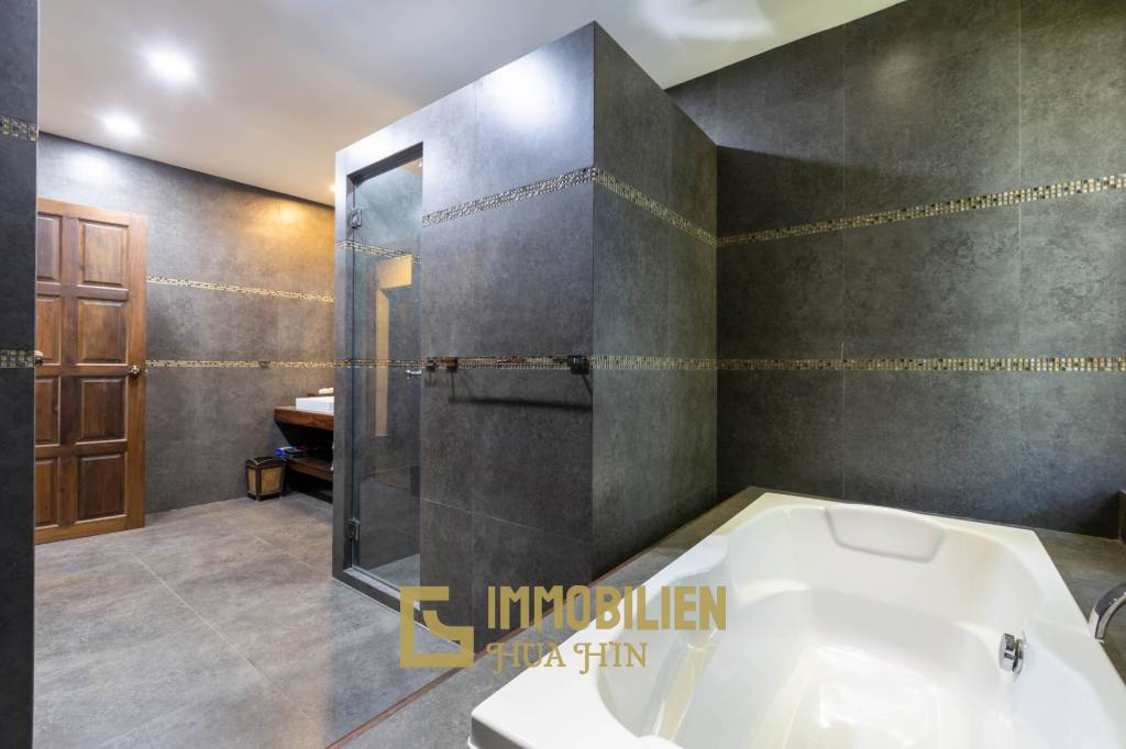 Bali Style Villa On Big Plot In Great Location!