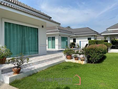 Modern Ready To Move In Pool Villa for sale in Samroiyot 800m from the Beach