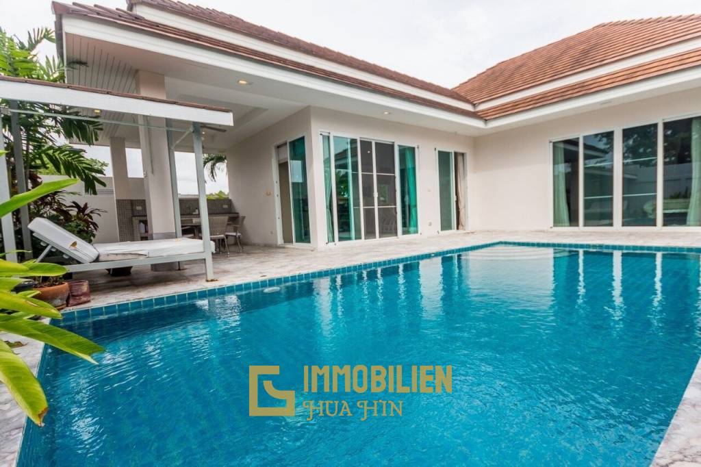 Red Mountain Waterside: Pool Villa mit 3 Schlafzimmern