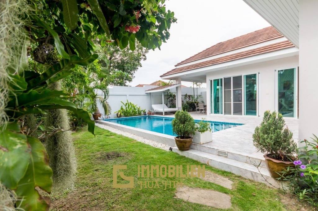 Red Mountain Waterside: Pool Villa mit 3 Schlafzimmern