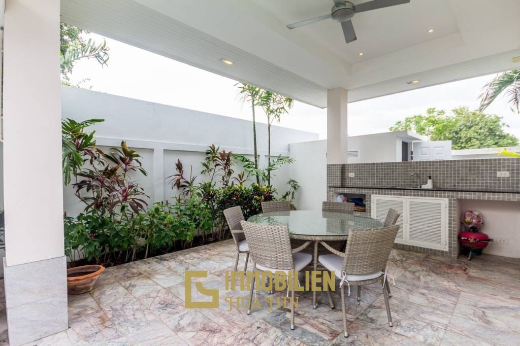 Red Mountain Waterside: Pool Villa mit 3 Schlafzimmern