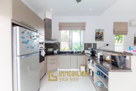 Red Mountain Waterside: Pool Villa mit 3 Schlafzimmern