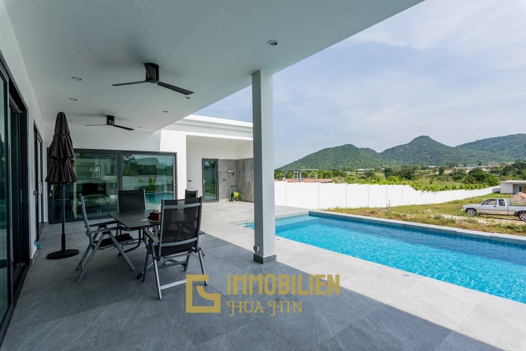 Soi 112: 2 Schlafzimmer, 2 Badezimmer Pool Villa mit Bergblick