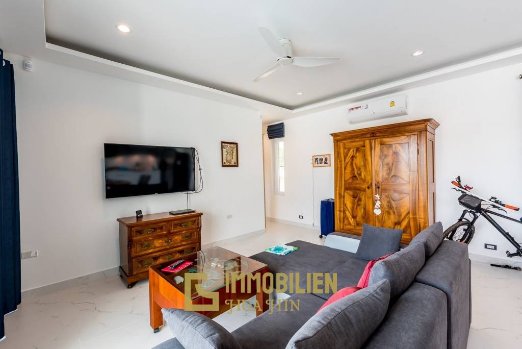 Soi 112: 2 Schlafzimmer, 2 Badezimmer Pool Villa mit Bergblick