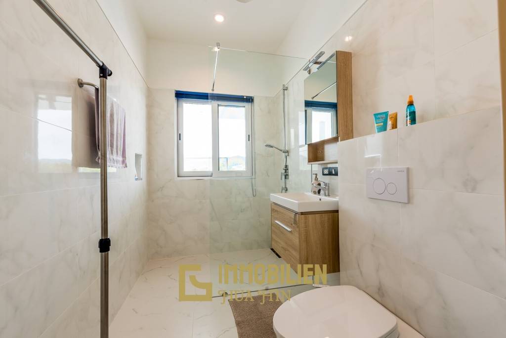 Soi 112: 2 Schlafzimmer, 2 Badezimmer Pool Villa mit Bergblick