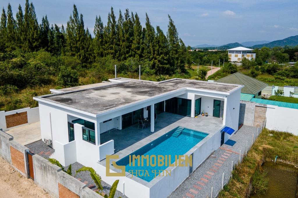 Soi 112: 2 Schlafzimmer, 2 Badezimmer Pool Villa mit Bergblick