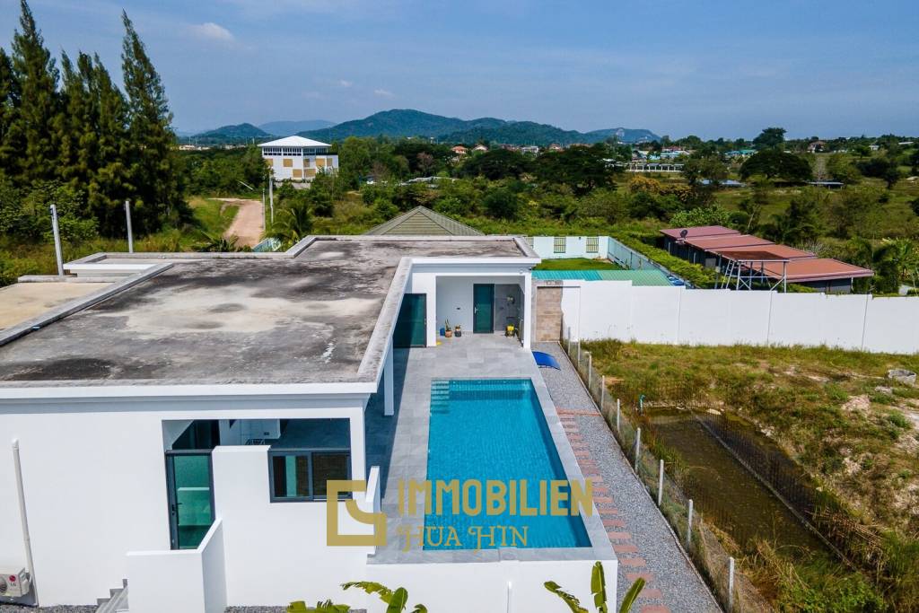 Soi 112: 2 Schlafzimmer, 2 Badezimmer Pool Villa mit Bergblick