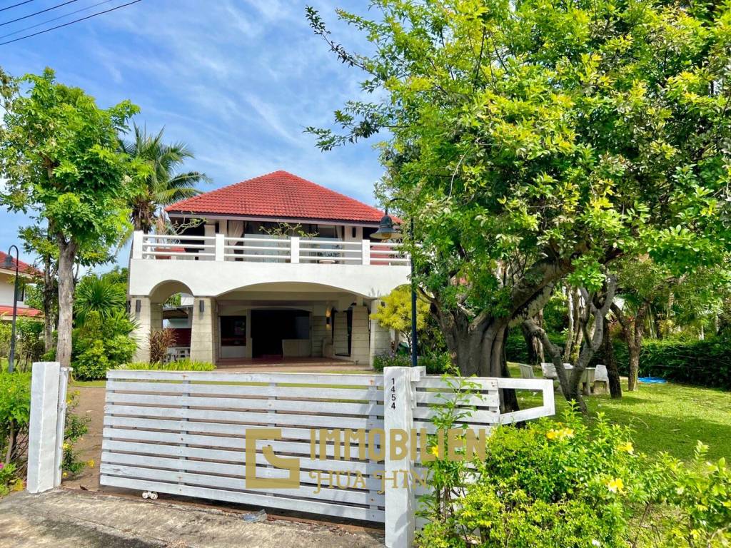 Palm Beach Village: 4 Schlafzimmer Villa